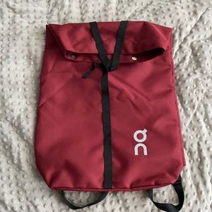 ON Running backpack